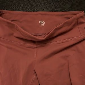 ALO leggings